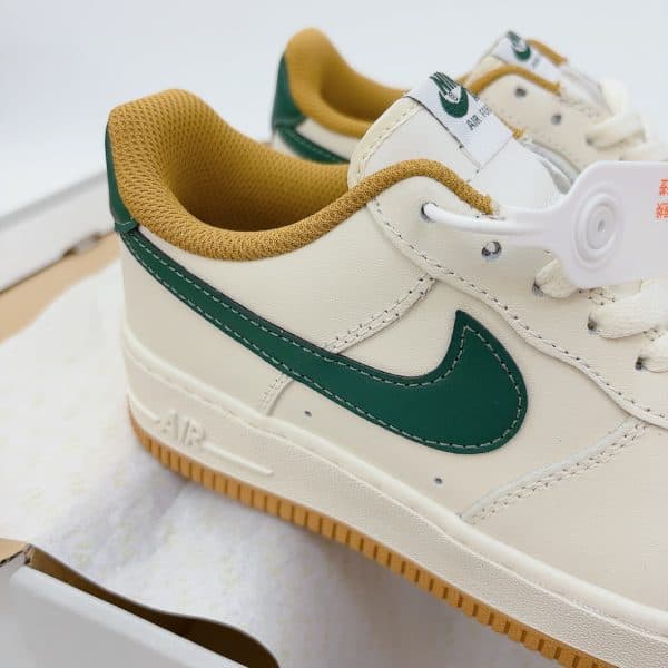 Hand-Crafted AF1 Crèmewit en Beige