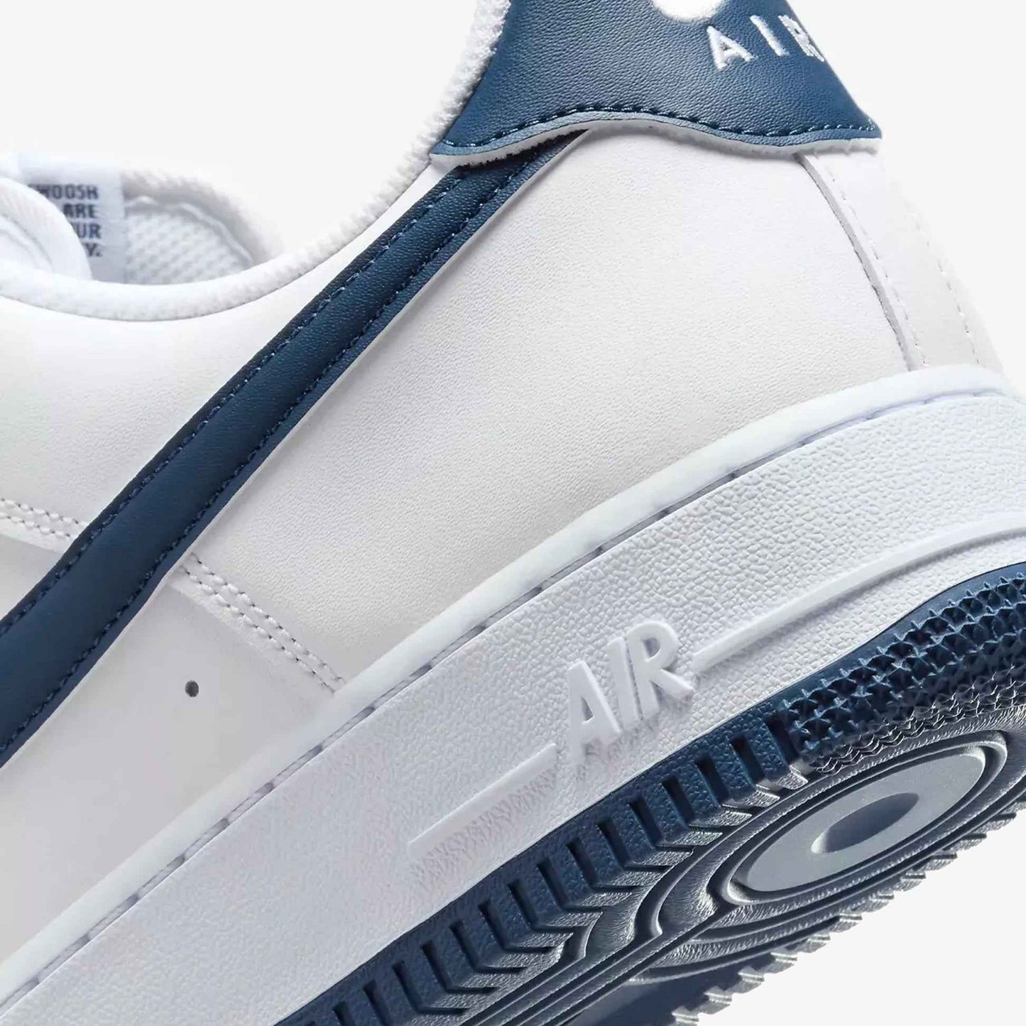 Sneakers NK AF1 – Wit & Marineblauw