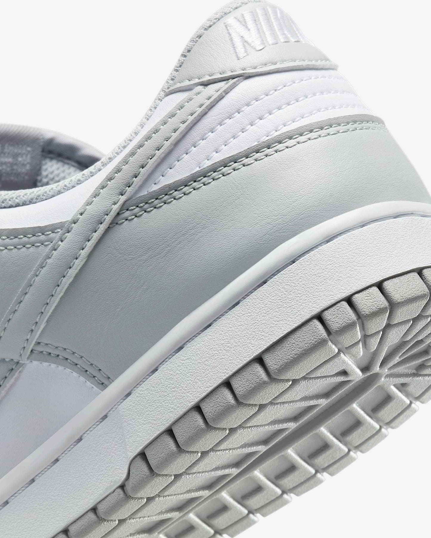 Sneakers NK Dunk Low – Wit & Lichtgrijs